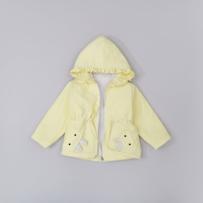 Yellow children's jacket with a hood on a gray background, featuring the brand 'Rand Baby'.